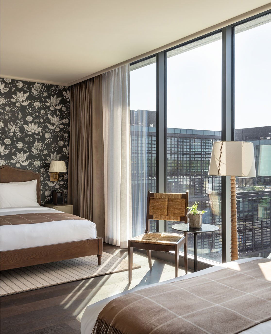 FORTH-Hotel-Atlanta-Corner-Rooms