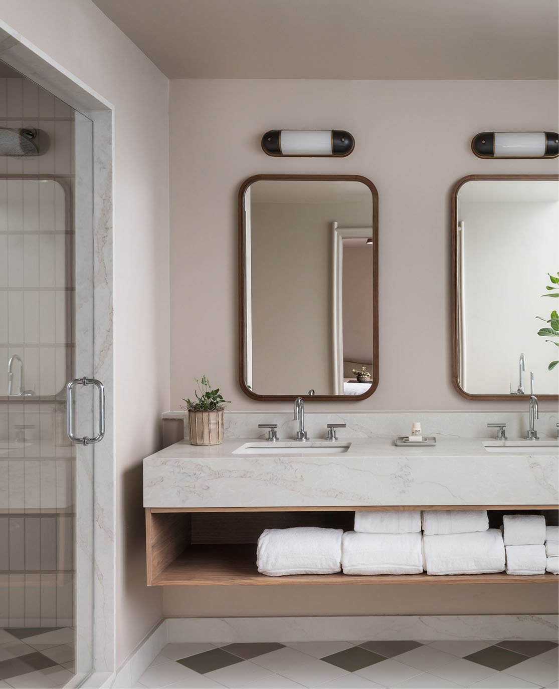 FORTH-Hotel-Atlanta-Premium-King-Rooms&Suites-Bathroom